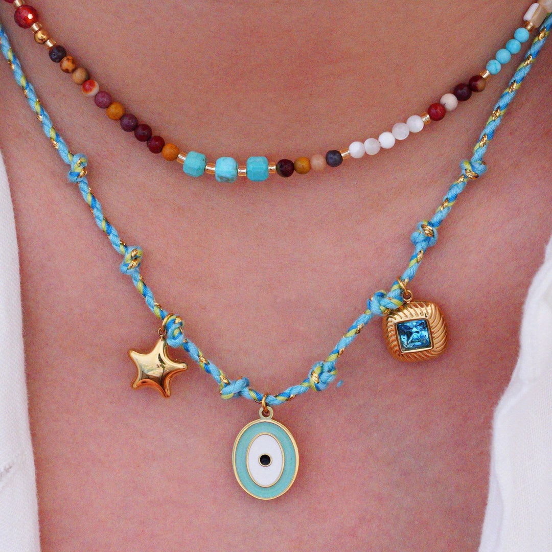 Collar con colgante de piedra natural de cuerda trenzada de colores de Olivenorma