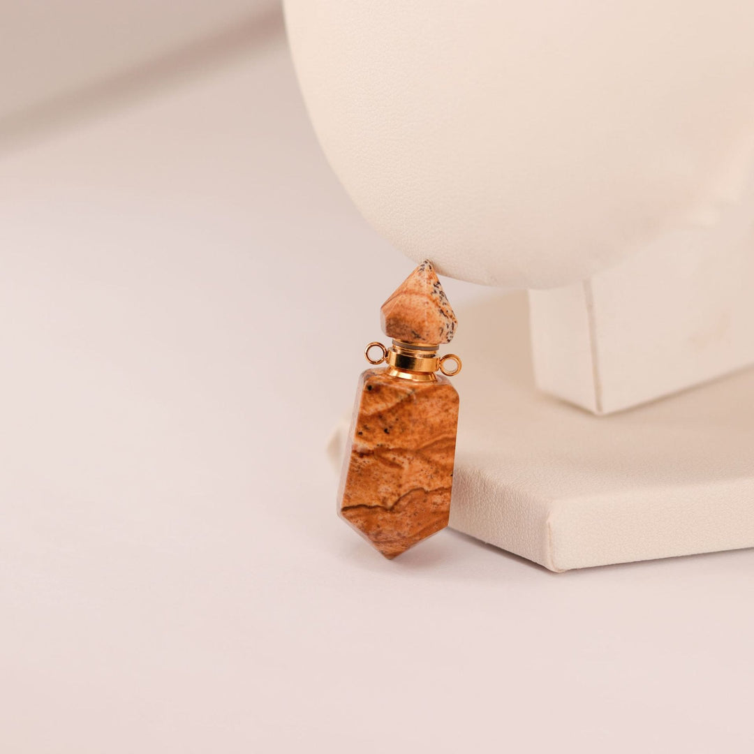 Collar con difusor de aceites esenciales en forma de botella con forma de columna hexagonal de Olivenorma