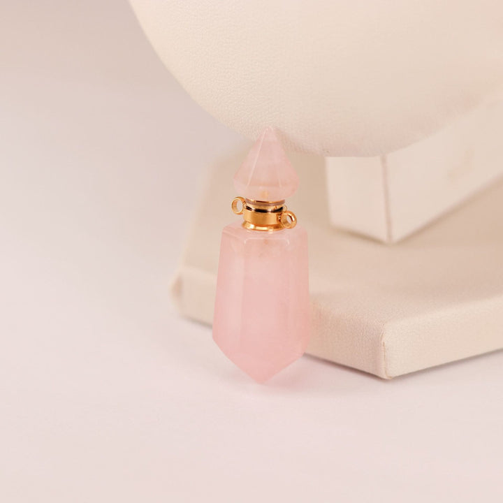 Collar con difusor de aceites esenciales en forma de botella con forma de columna hexagonal de Olivenorma