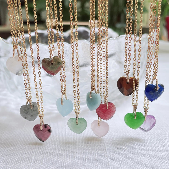 Collar de acero y titanio con corte de corazón de cristal natural de Olivenorma