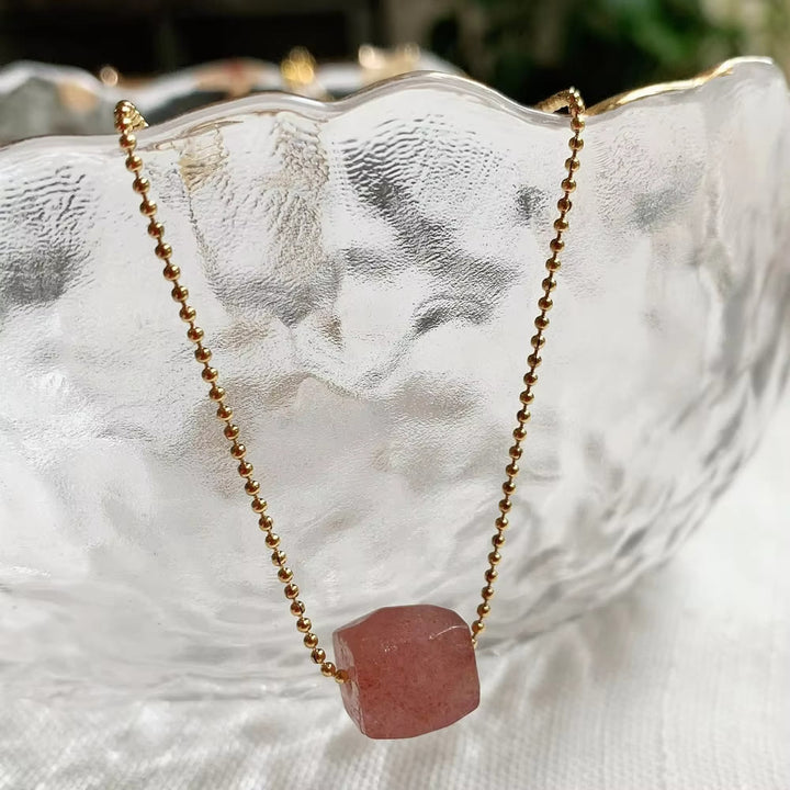 Collar con colgante de cristal natural de corte cuadrado de Olivenorma