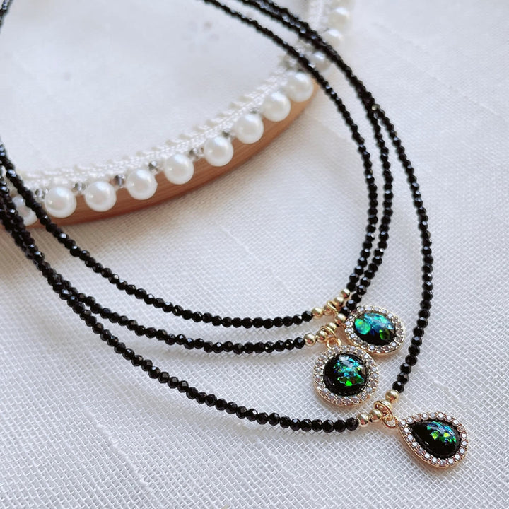 Collar con colgante de ópalo verde Olivenorma y cuentas de obsidiana