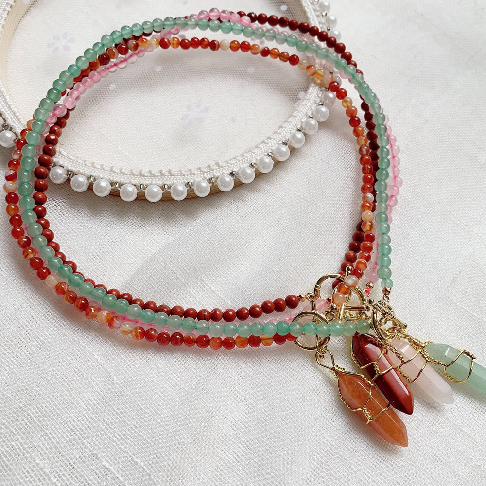 Collar de cuentas de piedra natural con colgante de columna hexagonal de Olivenorma