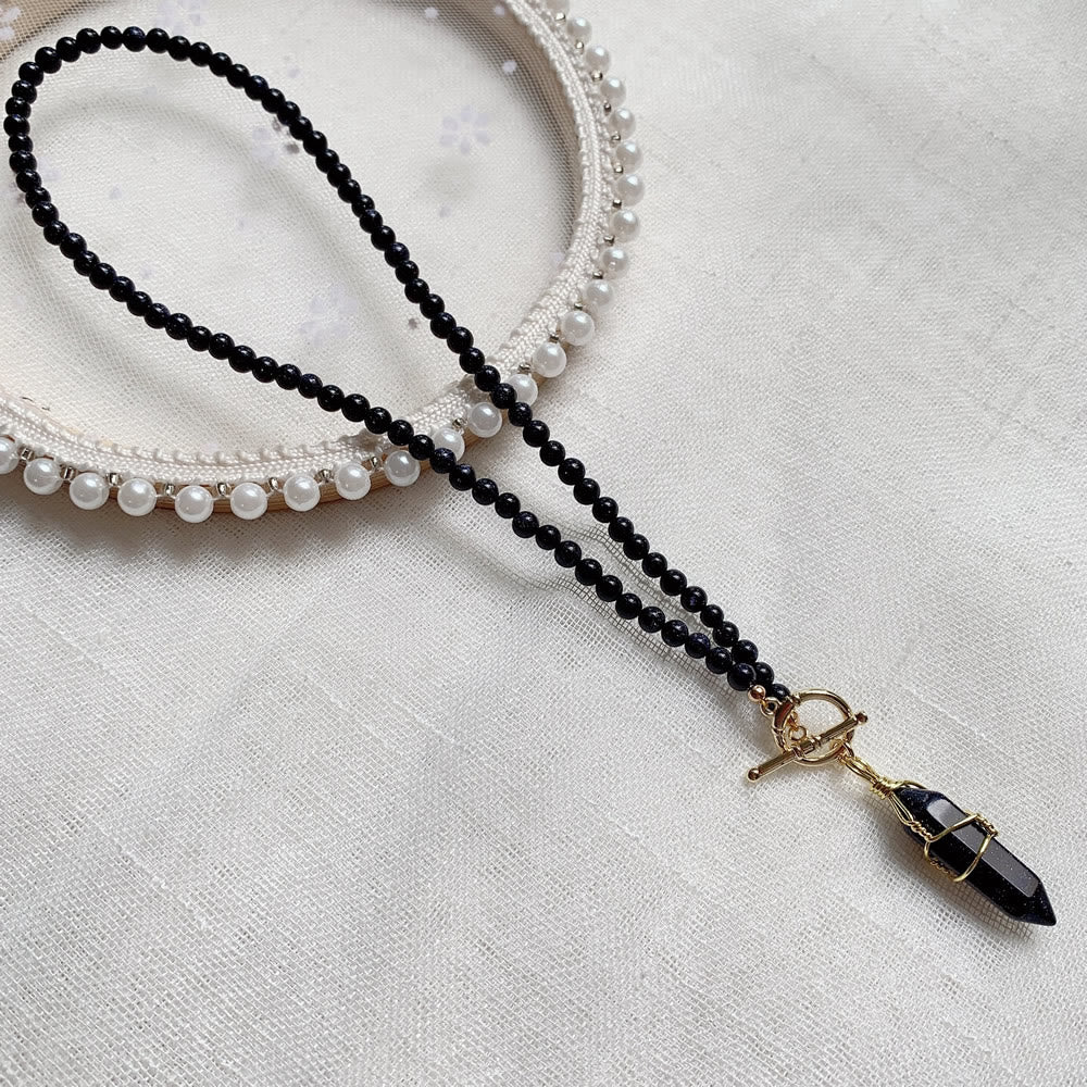 Collar de cuentas de piedra natural con colgante de columna hexagonal de Olivenorma