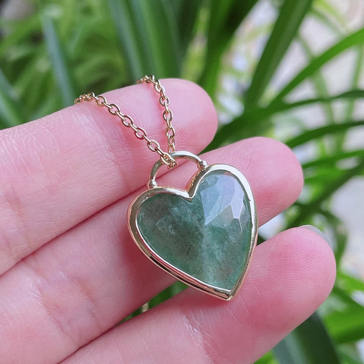 Collar de acero inoxidable con colgante de corazón de cristal de Olivenorma