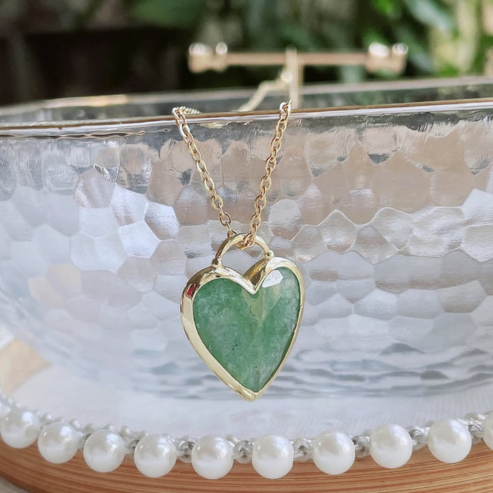 Collar de acero inoxidable con colgante de corazón de cristal de Olivenorma