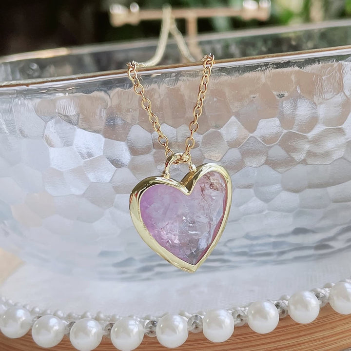 Collar de acero inoxidable con colgante de corazón de cristal de Olivenorma