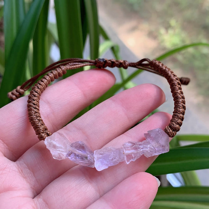 Pulsera trenzada con elementos naturales irregulares de Olivenorma