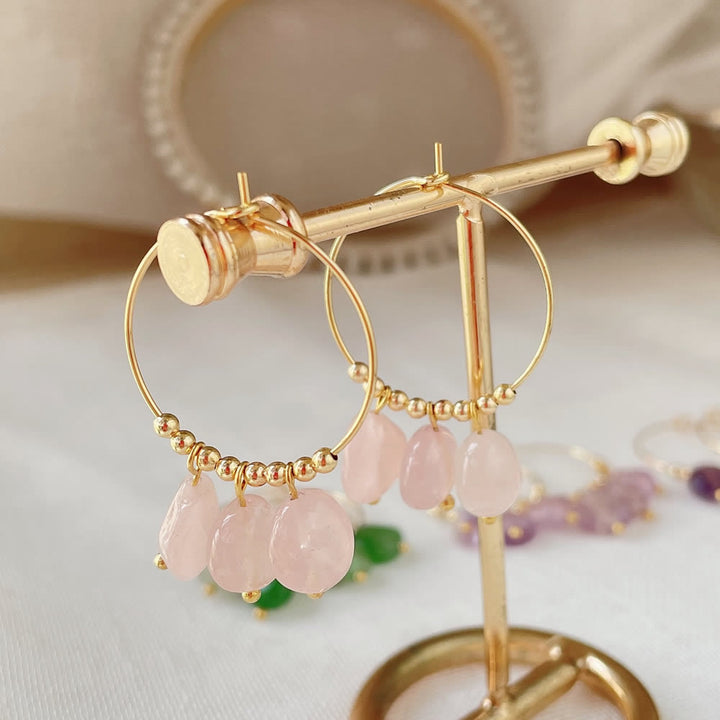 Pendientes de acero y titanio con colgante de cristal triturado natural de Olivenorma
