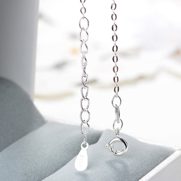 Pulsera con colgante de gato y piedra lunar de plata de Olivenorma