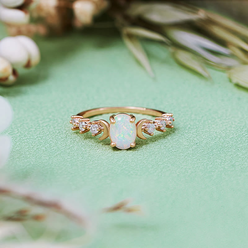 Anillo de doble luna con ópalo natural de Olivenorma