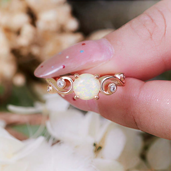 Anillo de enredadera de ópalo morado blanco natural de Olivenorma