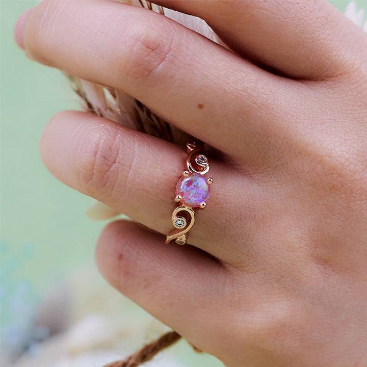 Anillo de enredadera de ópalo morado blanco natural de Olivenorma