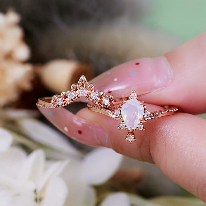 Anillo Olivenorma de 2 piezas con corona de diamantes simulados de opalita