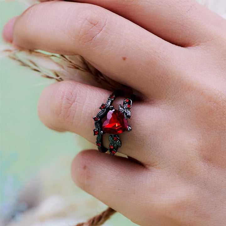 Juego de 2 anillos de cuarzo negro y rubí con forma de corazón de Olivenorma