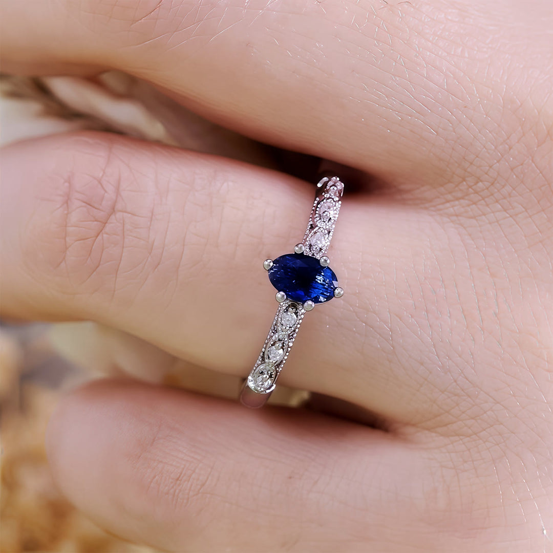Anillo de zafiro de corte ovalado exquisito retro de Olivenorma