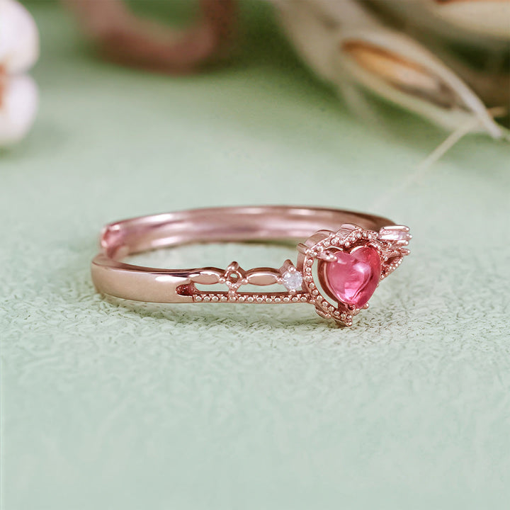 Anillo de corona de princesa con granate en forma de corazón de Olivenorma