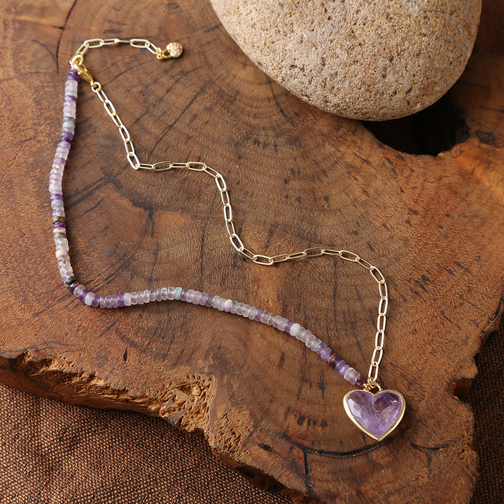 Collar con colgante de corazón de cuentas de amatista y cuarzo rosa de Olivenorma