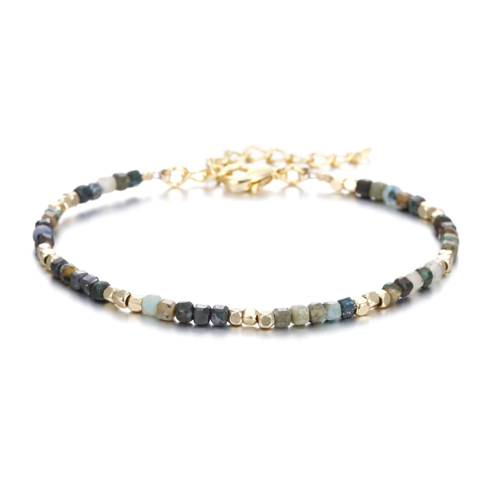 Pulsera con hebilla de metal tallada en cubo de piedra natural Olivenorma