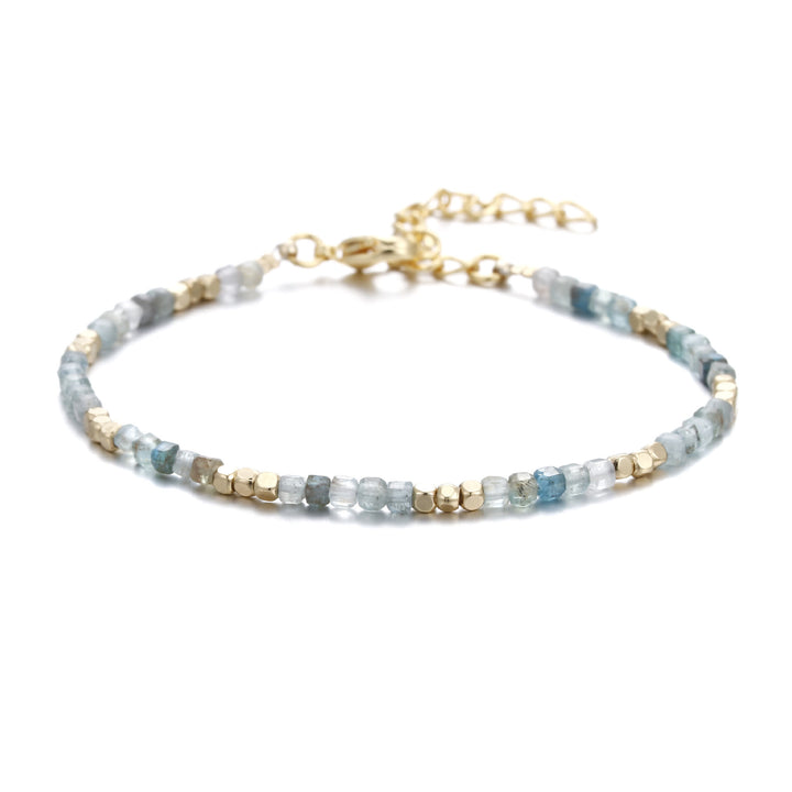 Pulsera con hebilla de metal tallada en cubo de piedra natural Olivenorma