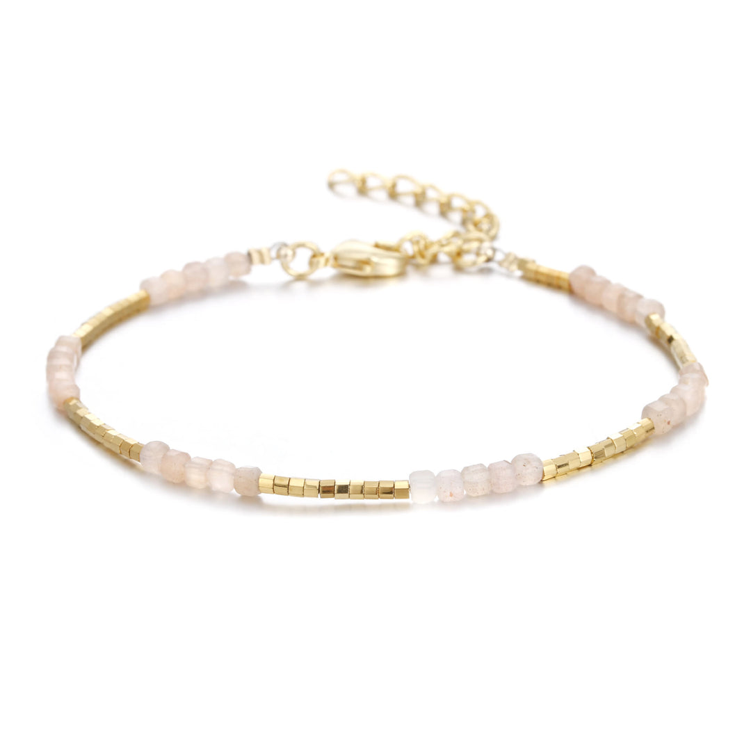 Pulsera con hebilla de metal tallada en cubo de piedra natural Olivenorma