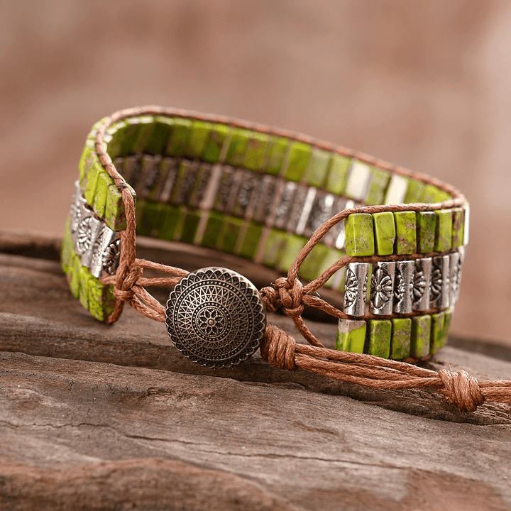 Pulsera ancha bohemia con cuentas de piedra del emperador Olivenorma