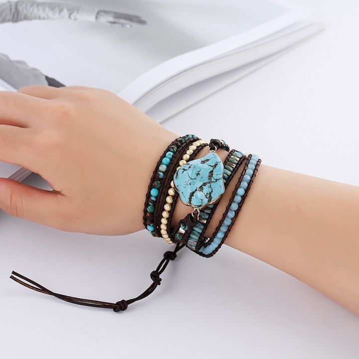 Pulsera trenzada de múltiples vueltas con turquesa y aguamarina irregulares de Olivenorma