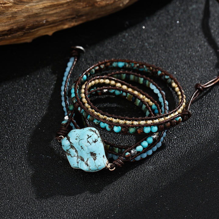 Pulsera trenzada de múltiples vueltas con turquesa y aguamarina irregulares de Olivenorma