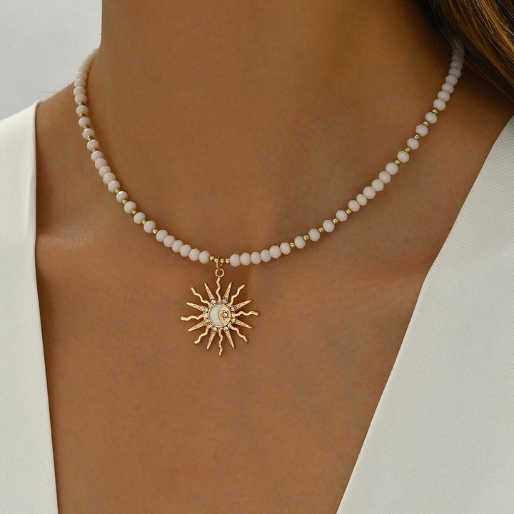 Collar con colgante de ojo malvado con cuentas de cristal natural de Olivenorma