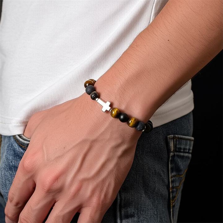 Pulsera cruzada con cuentas de lava y ojo de tigre de Olivenorma