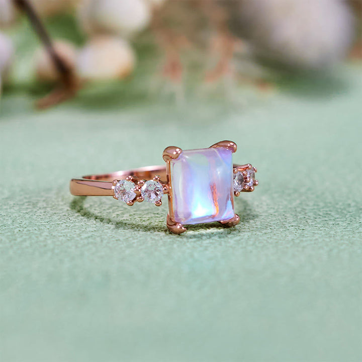 Anillo de piedra lunar sintética de corte cuadrado Olivenorma