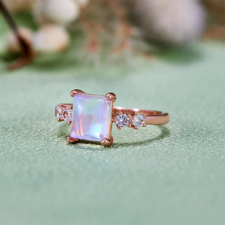 Anillo de piedra lunar sintética de corte cuadrado Olivenorma