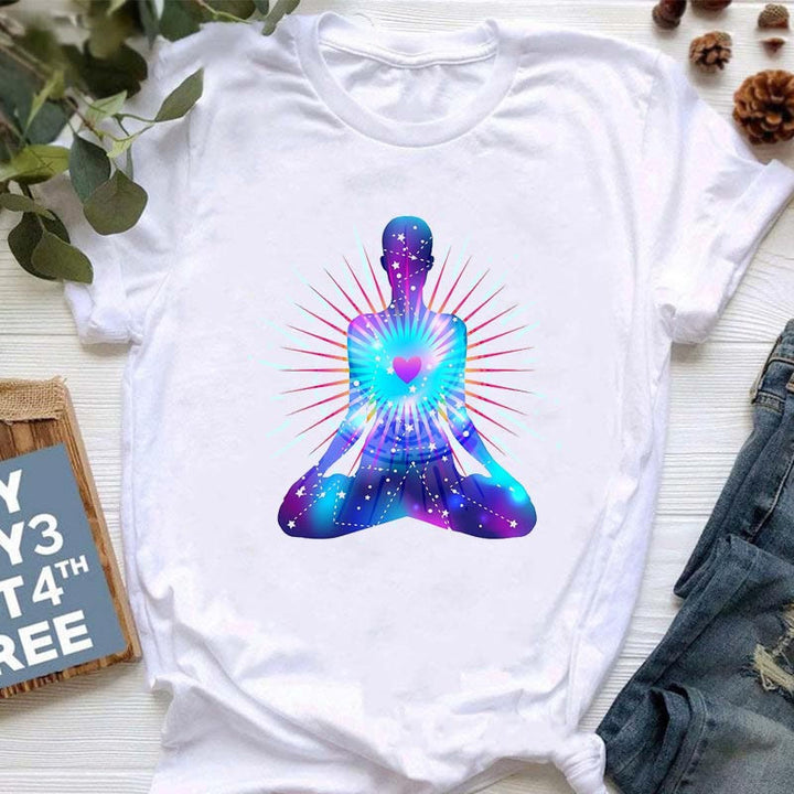 Camiseta con estampado de loto y Buda Hamsa de meditación de Olivenorma