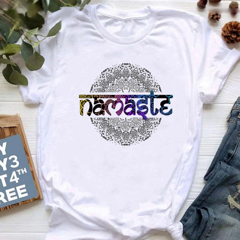 Camiseta con estampado de loto y Buda Hamsa de meditación de Olivenorma
