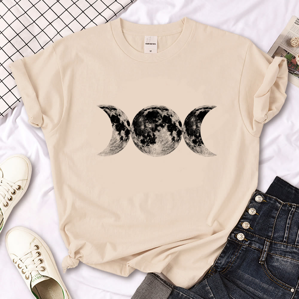 Camiseta caqui con estampado gótico de triple luna de la bruja Olivenorma