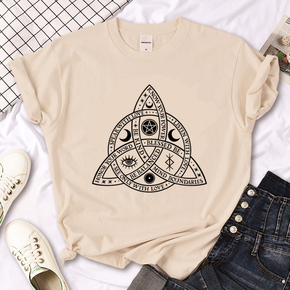 Camiseta caqui con estampado gótico de triple luna de la bruja Olivenorma