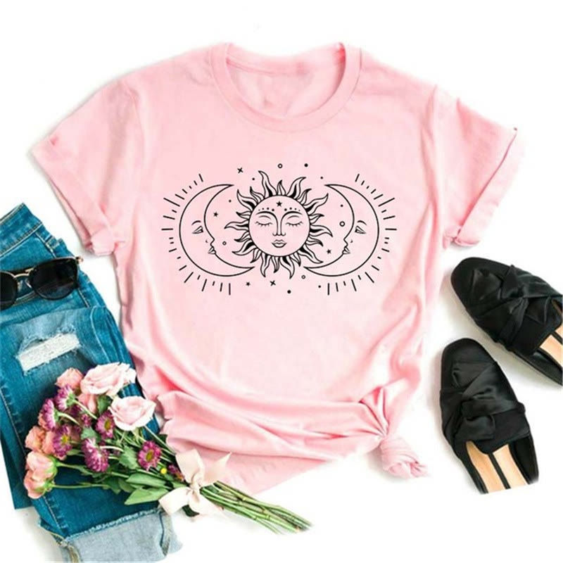 Camiseta Olivenorma de poliéster con estampado de loto y luna negra en rosa