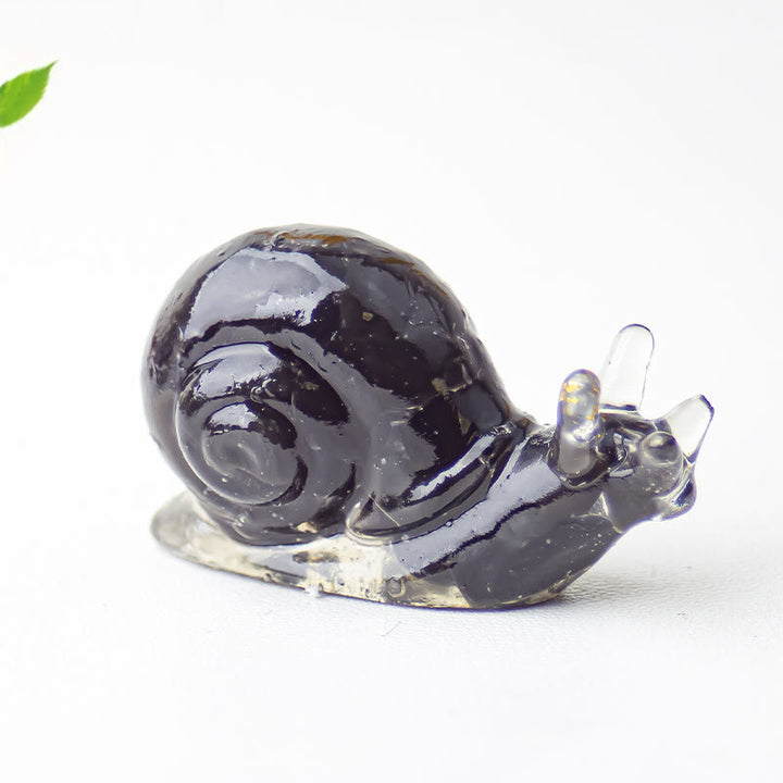 Decoración de piedras preciosas con caracoles de cristal epoxi de Olivenorma