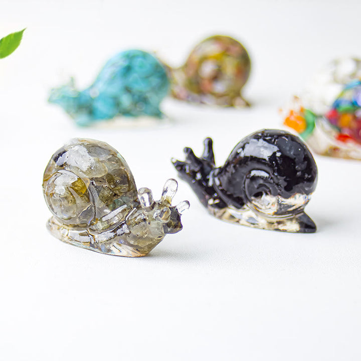 Decoración de piedras preciosas con caracoles de cristal epoxi de Olivenorma