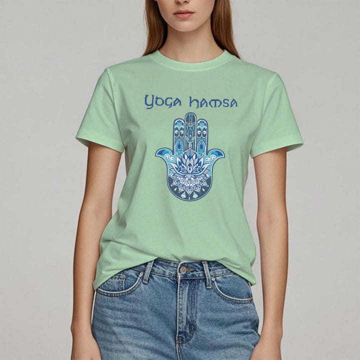 Camiseta cómoda con estampado de hamsa de yoga azul Olivenorma