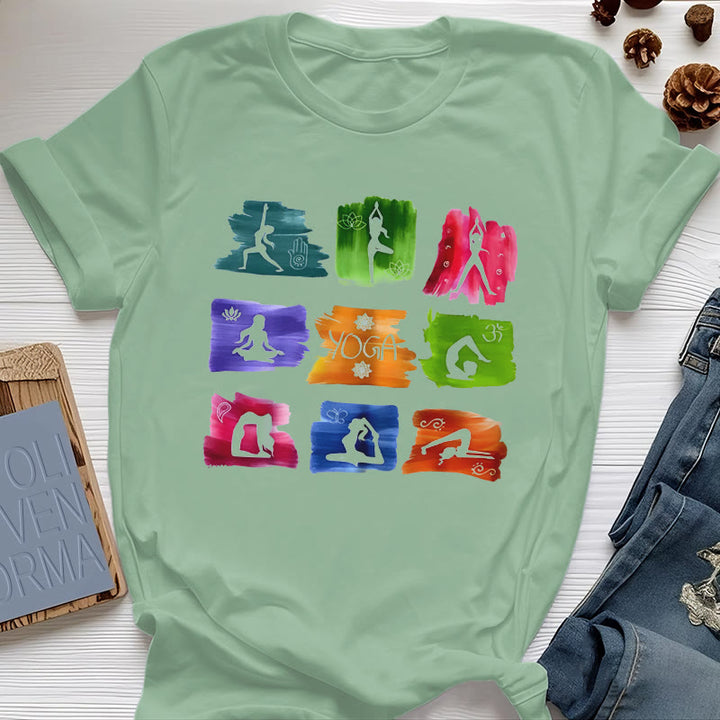 Camiseta con estampado colorido de poses de yoga de Olivenorma
