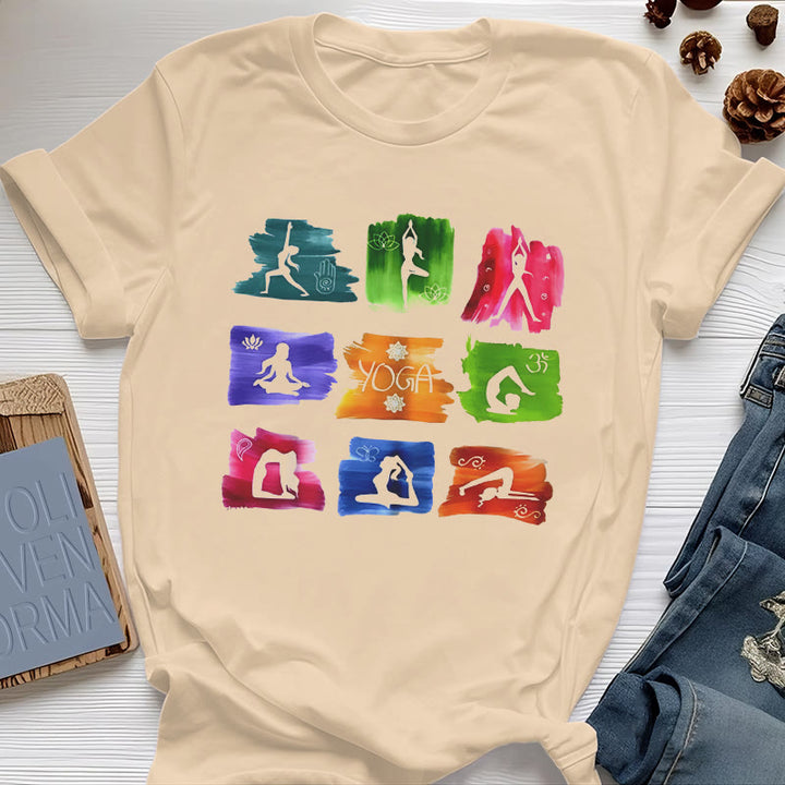 Camiseta con estampado colorido de poses de yoga de Olivenorma