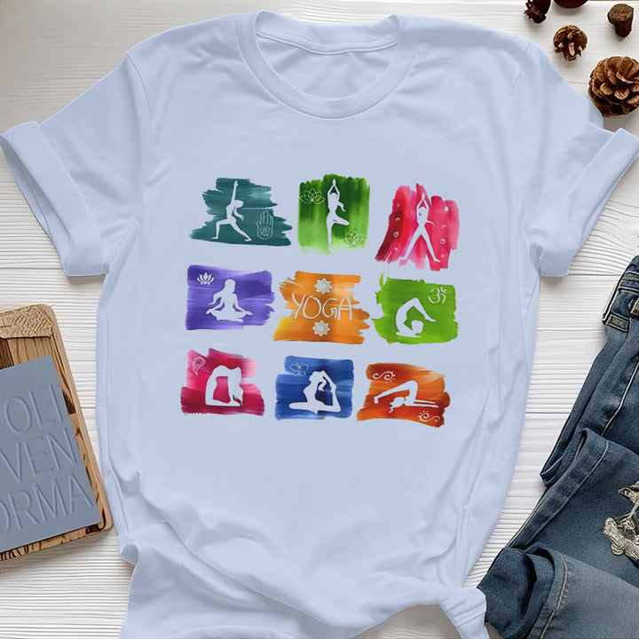 Camiseta con estampado colorido de poses de yoga de Olivenorma