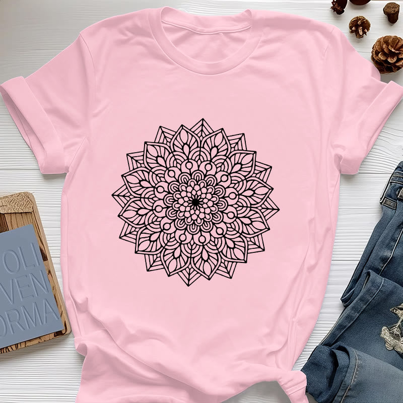 Camiseta con mandala de flor de loto de Olivenorma