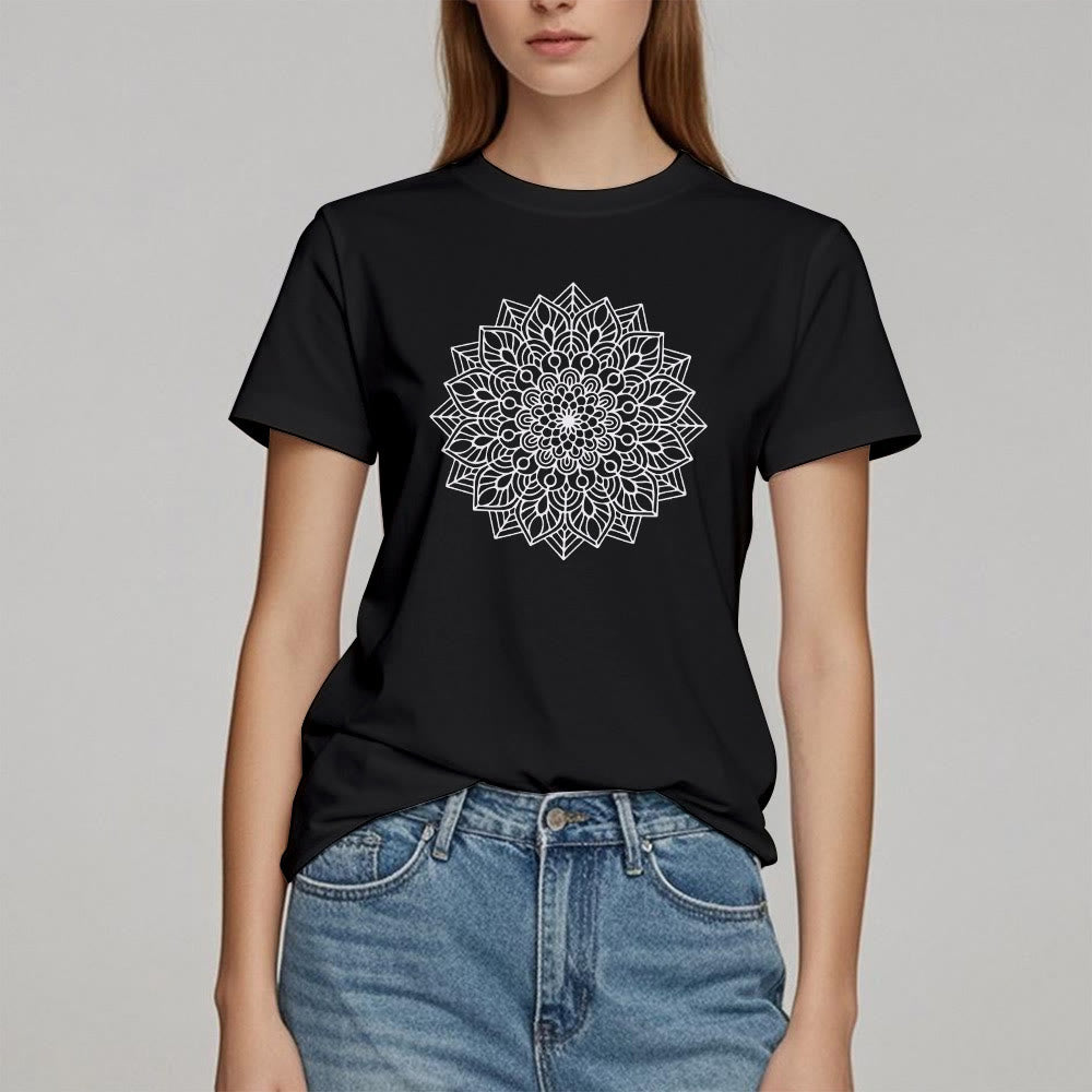 Camiseta con mandala de flor de loto de Olivenorma