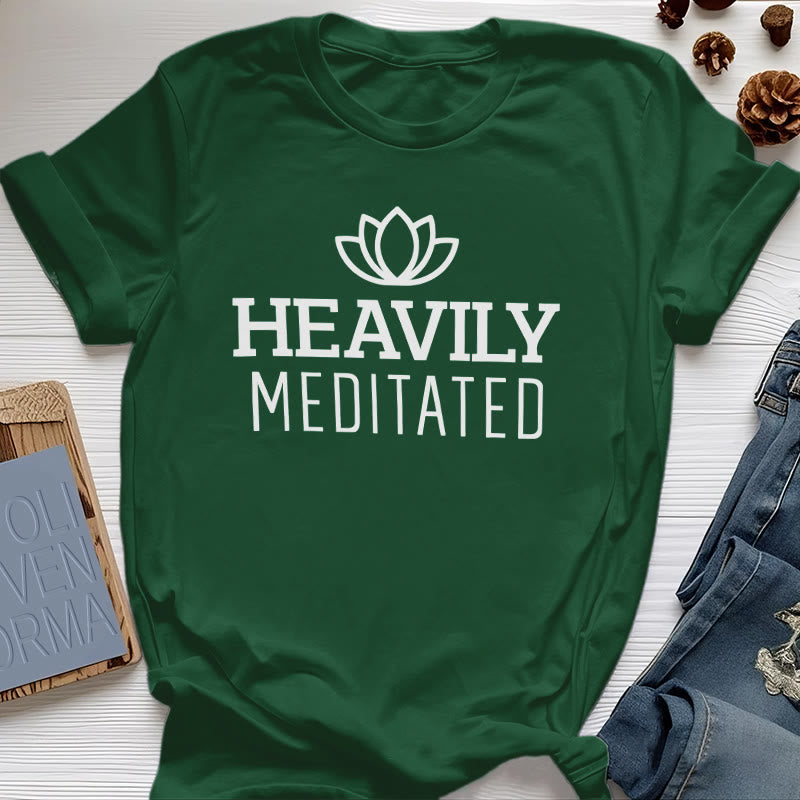 Camiseta Olivenorma con el loto profundamente meditado