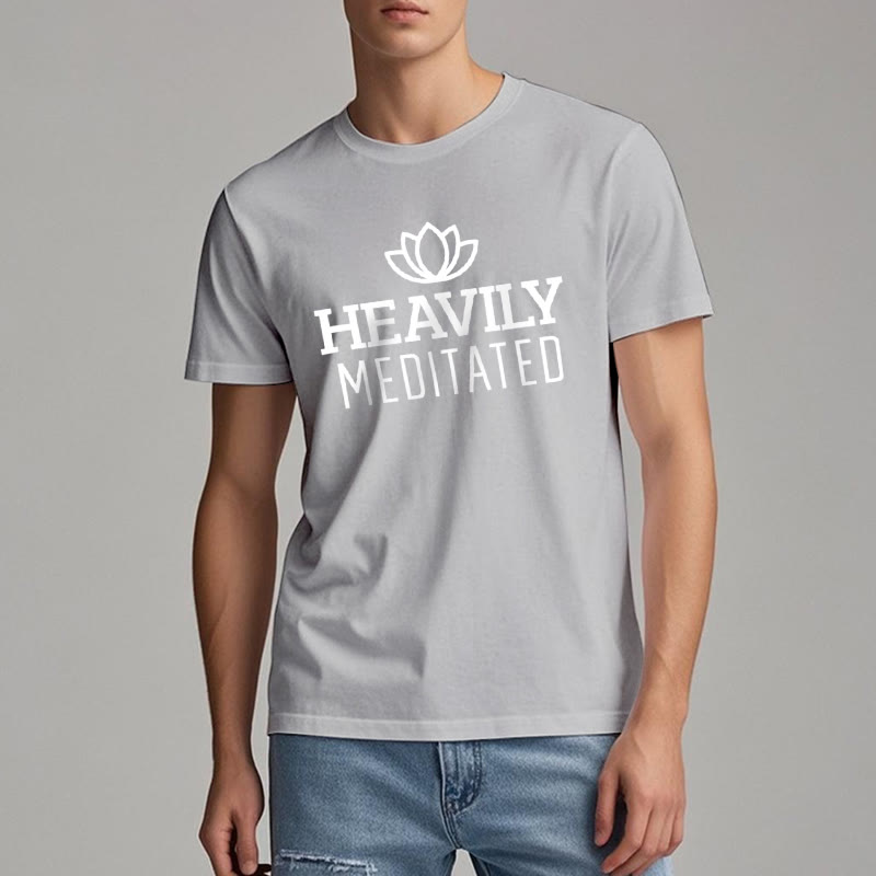 Camiseta Olivenorma con el loto profundamente meditado