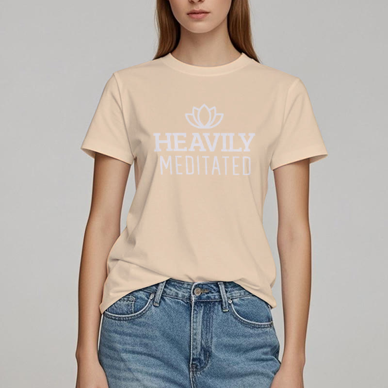 Camiseta Olivenorma con el loto profundamente meditado
