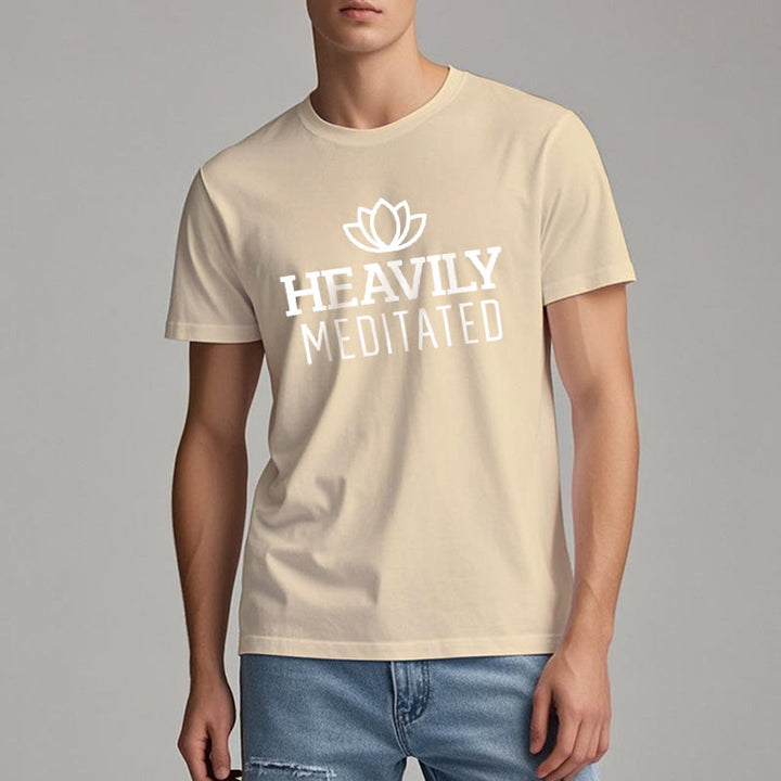 Camiseta Olivenorma con el loto profundamente meditado