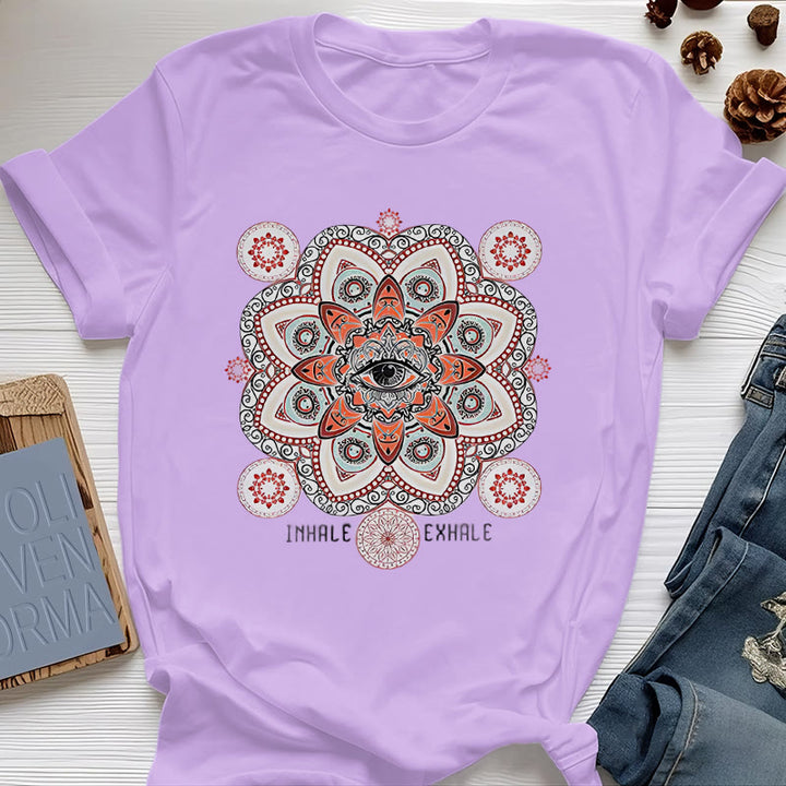Camiseta Olivenorma con diseño de eslogan "Meditación del Mal de Ojo"